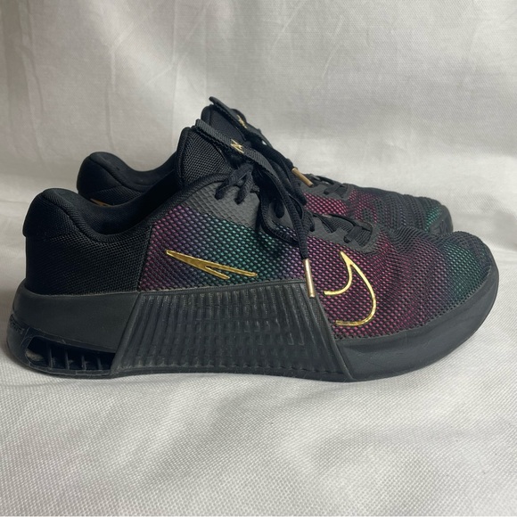 Nike Wmns Metcon 9 PRM Womens Size US 10 EU 42 Black Fire Berry Shoes FB7151-001 - Picture 6 of 15